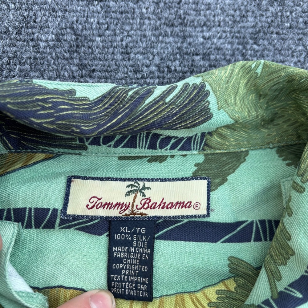 Tommy Bahama Mens XL Silk Palm Tree Tropical Loop Collar Shirt Short Sleeve - Picture 3 of 7